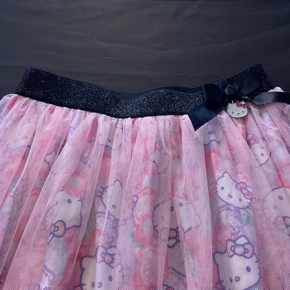 Hello Kitty Girls XL Skirt. Preowned. - Picture 2 of 8